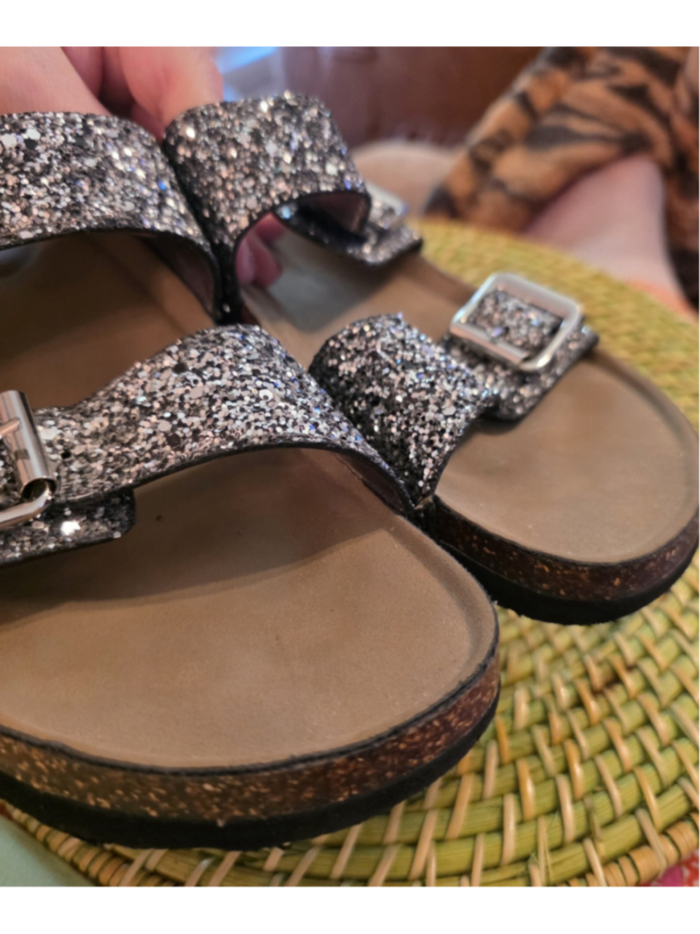 ❣️FINAL DROP❣️ Madden Girl Rhinestone Glam Sparkle Summer Slip Sandals Size 8.5 - Picture 7 of 12